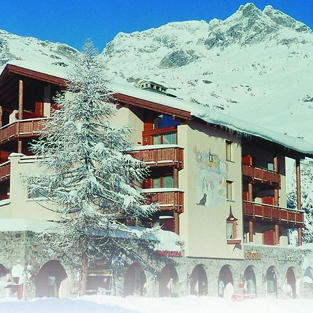 Hotel Poestli Maloja Buitenkant foto