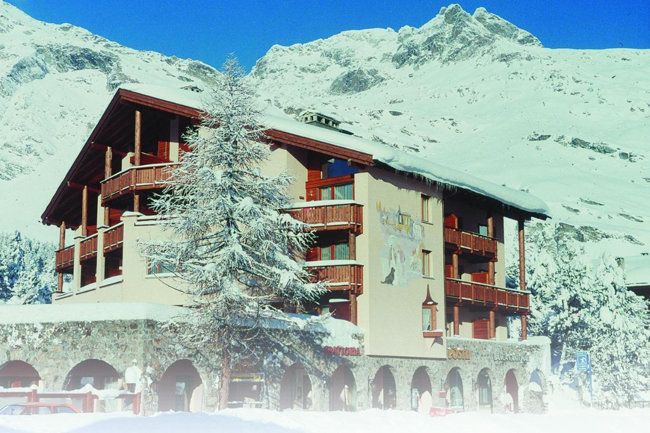 Hotel Poestli Maloja Buitenkant foto