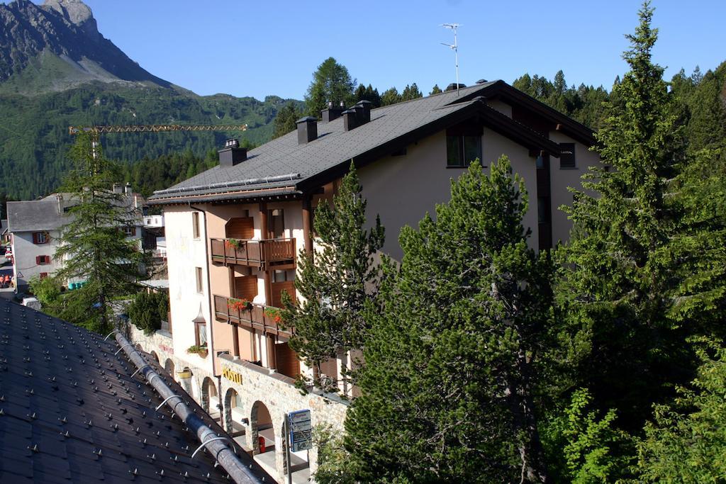 Hotel Poestli Maloja Buitenkant foto