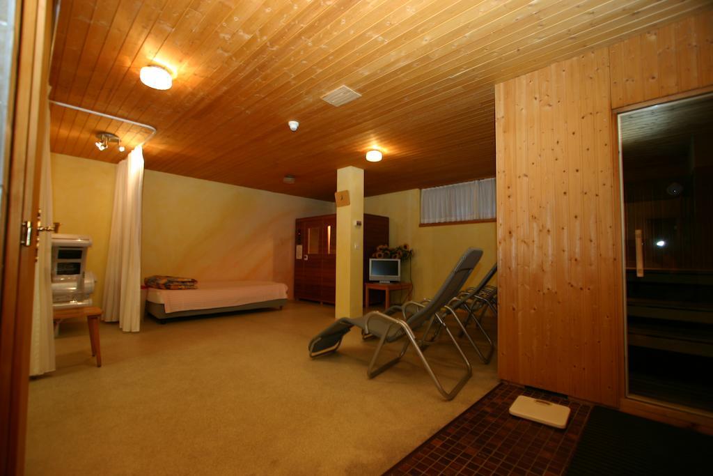 Hotel Poestli Maloja Buitenkant foto