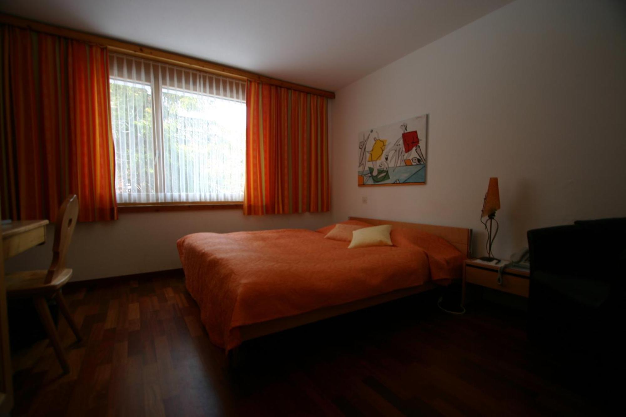 Hotel Poestli Maloja Kamer foto